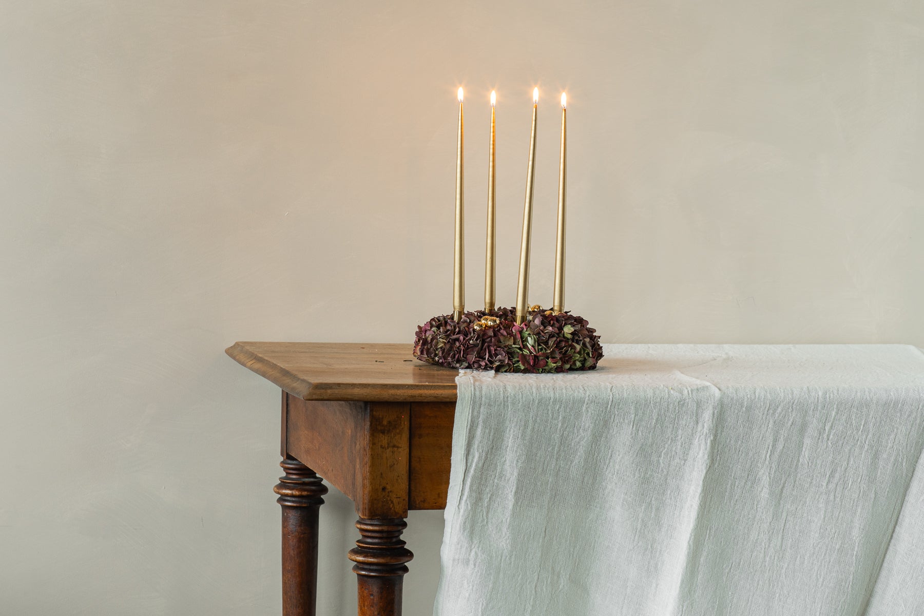 Advent wreath Hydrangea